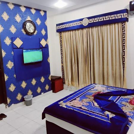 Hotel De Smart Мултан Екстер'єр фото