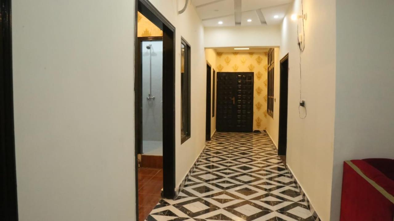 Hotel De Smart Мултан Екстер'єр фото